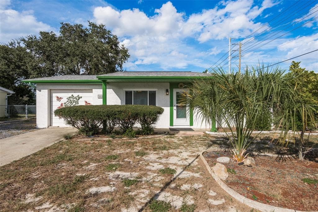 8053 NORWICH DRIVE PORT RICHEY, FL 34668