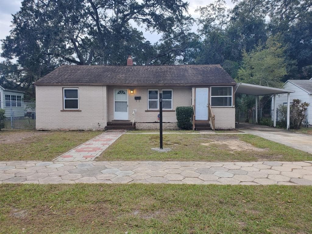 1410 24TH AVENUE S ST PETERSBURG, FL 33705