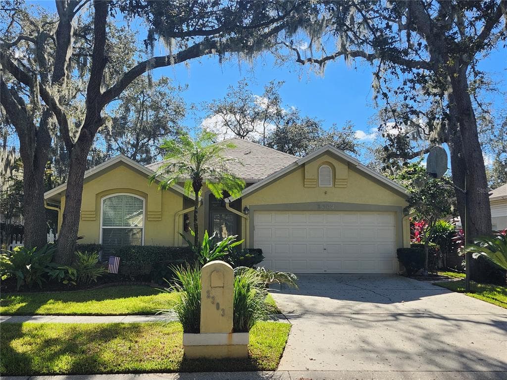 2303 MILLCREEK COURT VALRICO, FL 33596