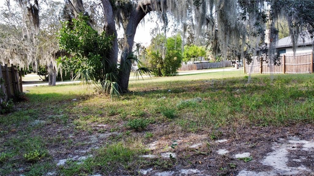 PENINSULA AVENUE TARPON SPRINGS, FL 34689