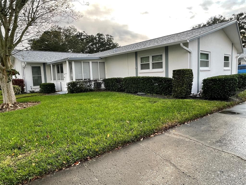1305 WHITEBRIDGE DRIVE UNIT A PALM HARBOR, FL 34684