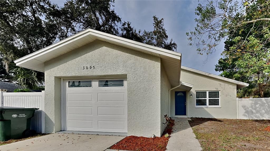 3095 WILLOW AVENUE LARGO, FL 33771