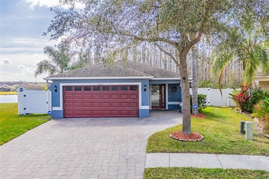 3105 WHITLEY BAY COURT LAND O LAKES, FL 34638