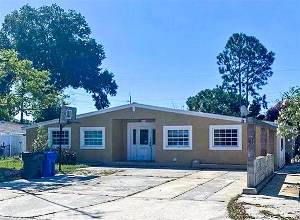 4406 W PARIS, UNIT A STREET TAMPA, FL 33614