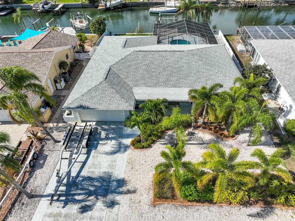 6318 COTTONWOOD LANE APOLLO BEACH, FL 33572