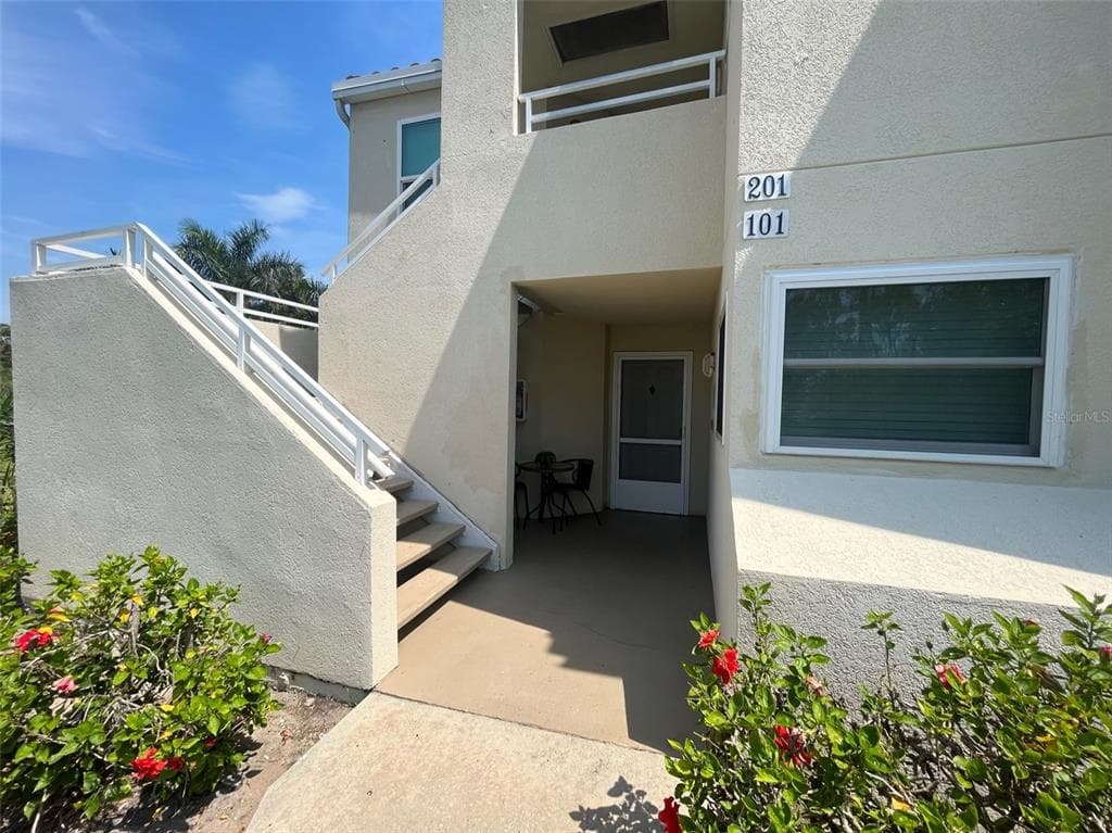 6191 BAHIA DEL MAR BOULEVARD UNIT 101 ST PETERSBURG, FL 33715