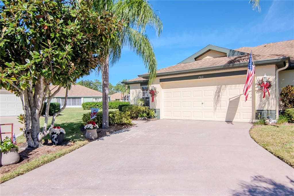 703 TILBURY COURT SUN CITY CENTER, FL 33573