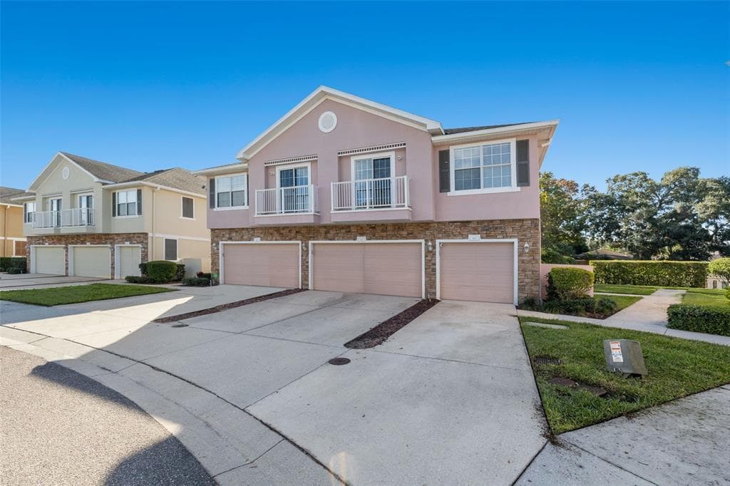 664 51ST AVENUE N ST PETERSBURG, FL 33703