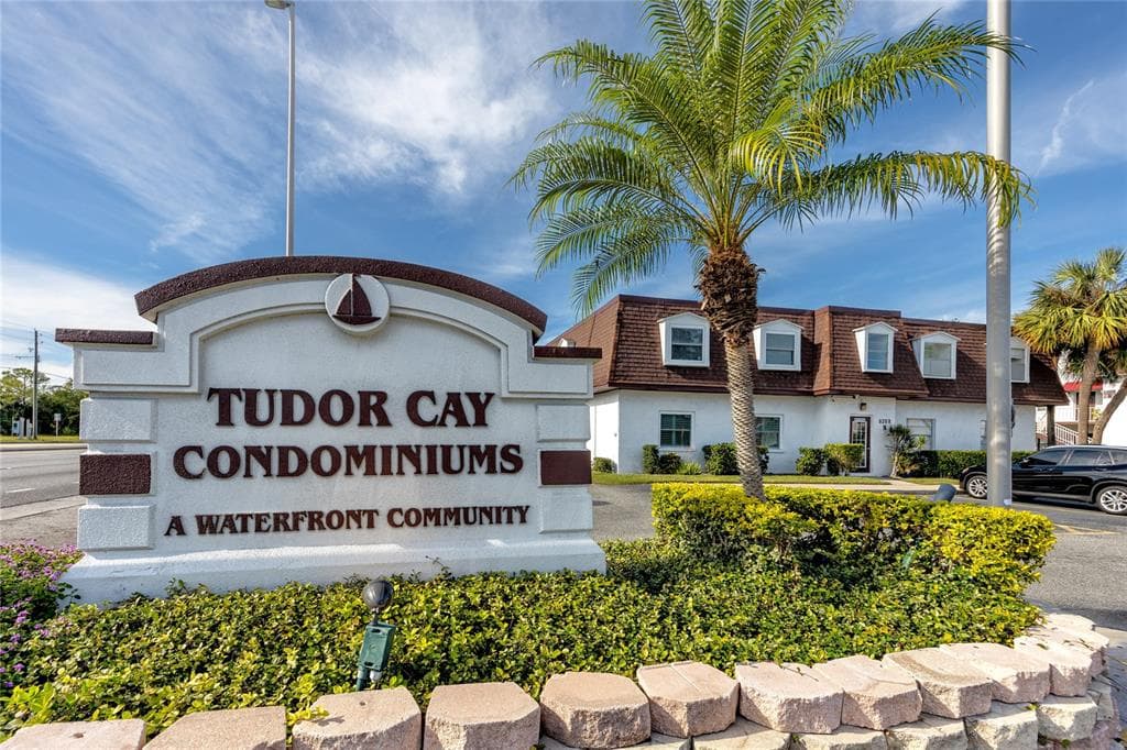 9209 TUDOR DRIVE UNIT C101 TAMPA, FL 33615