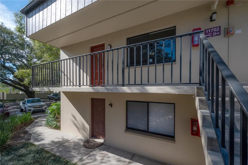 11702 RAINTREE VILLAGE BOULEVARD UNIT C TEMPLE TERRACE, FL 33617
