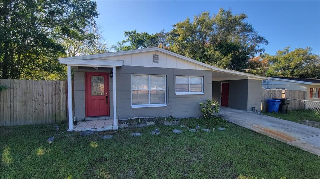 7015 PONDEROSA DRIVE TAMPA, FL 33637