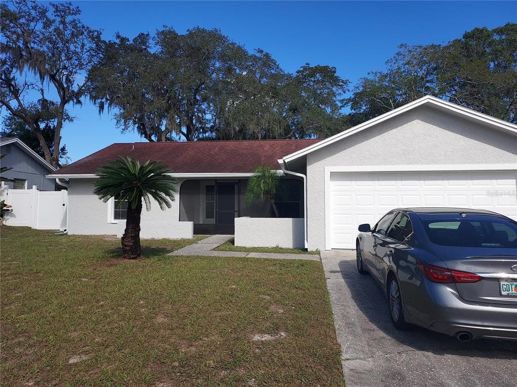 7516 N SANIBEL CIRCLE TEMPLE TERRACE, FL 33637