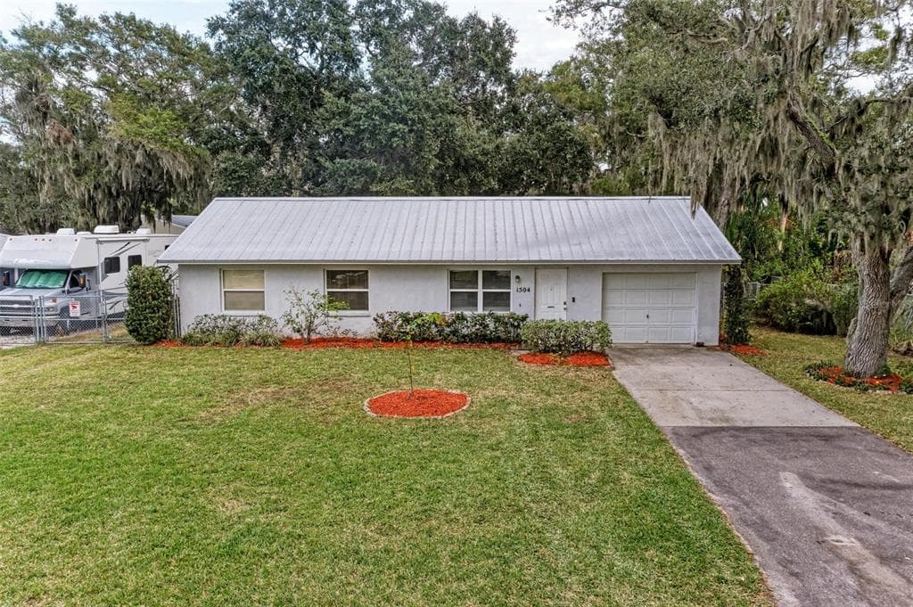 1504 FRANKLIN AVENUE ELLENTON, FL 34222