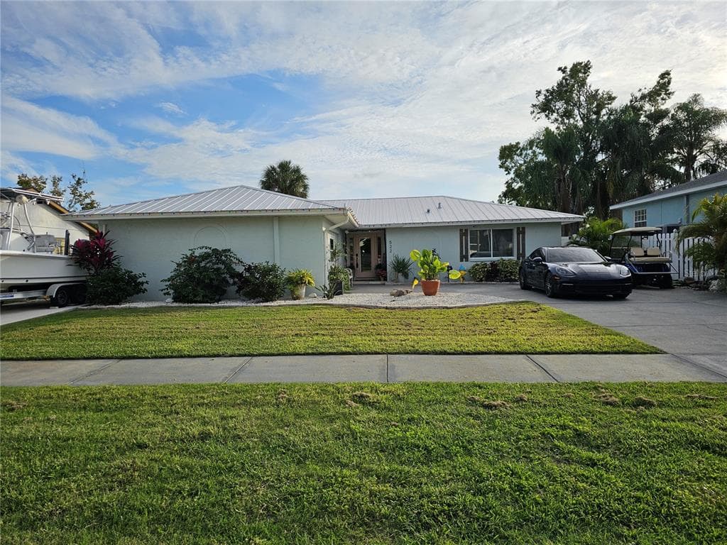 522 GOLF AND SEA BOULEVARD APOLLO BEACH, FL 33572