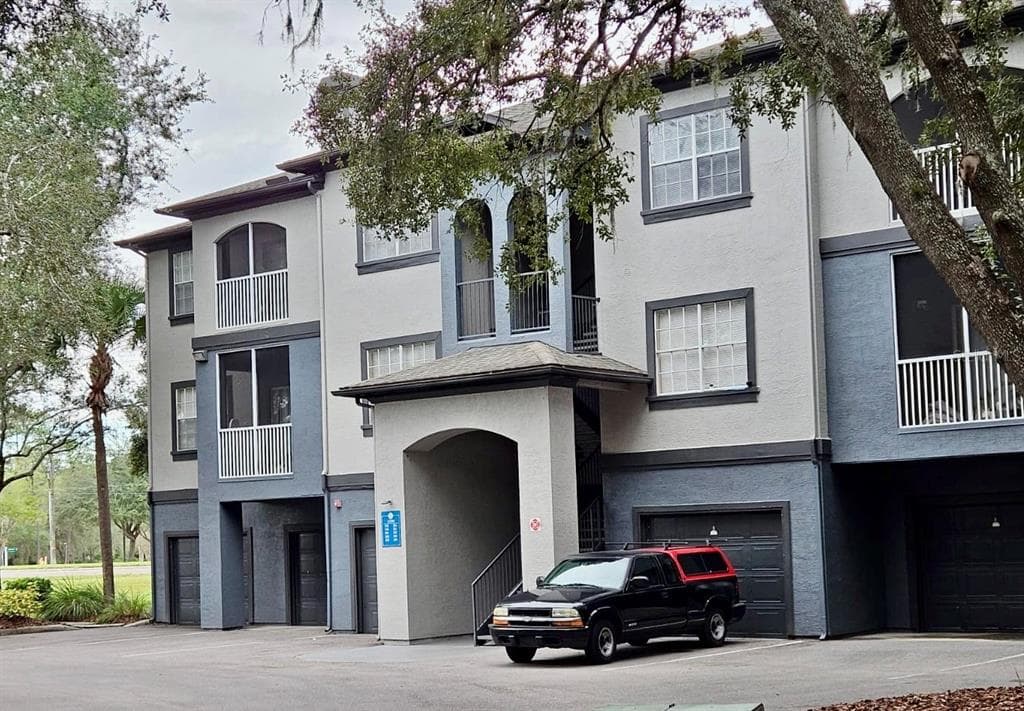 13304 SANCTUARY COVE DRIVE UNIT 303 TEMPLE TERRACE, FL 33637