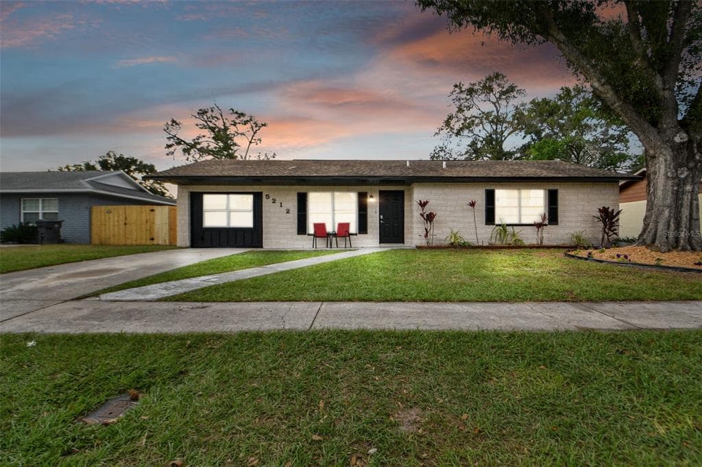 5212 BURR PLACE SEFFNER, FL 33584