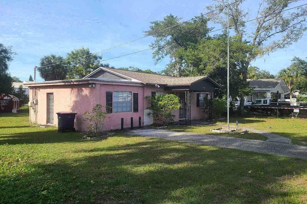 3720 WHITTIER STREET TAMPA, FL 33619