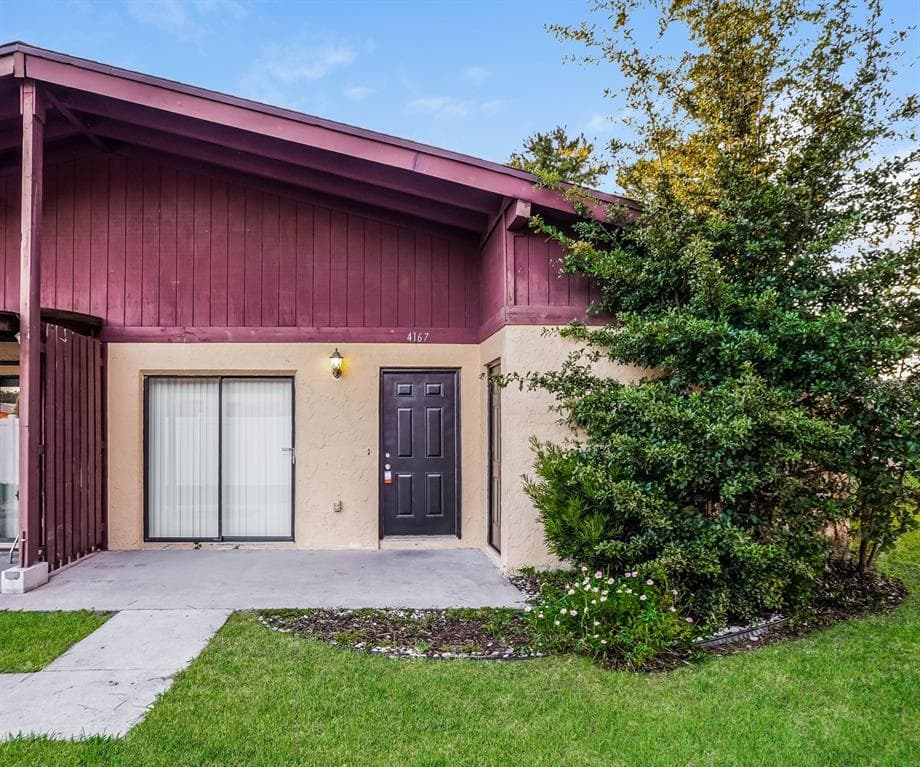 4167 FLYING FORTRESS AVENUE KISSIMMEE, FL 34741