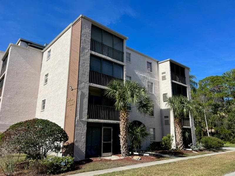 5541 BAY BOULEVARD UNIT 402 PORT RICHEY, FL 34668