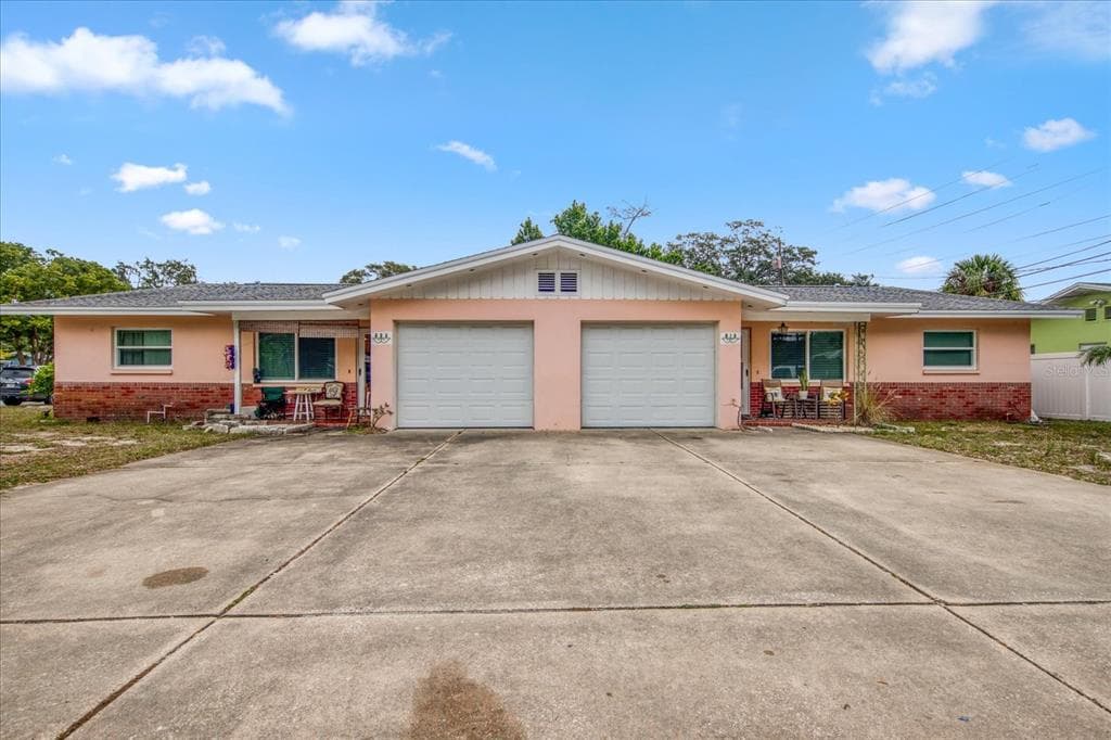 523 MILWAUKEE AVENUE DUNEDIN, FL 34698