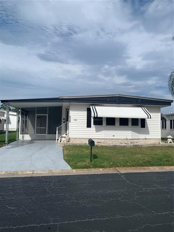 10453 PEACEFUL DRIVE LARGO, FL 33773