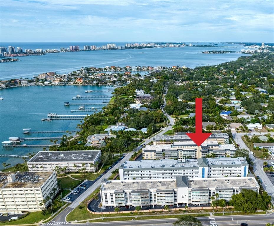 139 BLUFF VIEW DRIVE UNIT 302 BELLEAIR BLUFFS, FL 33770