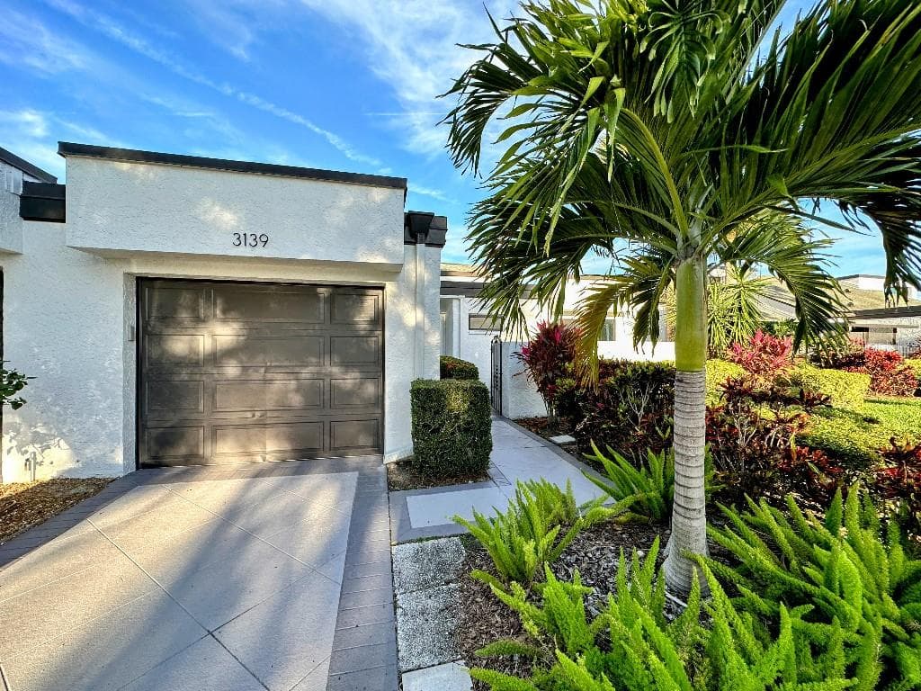3139 HEATHERWOOD LANE SARASOTA, FL 34235