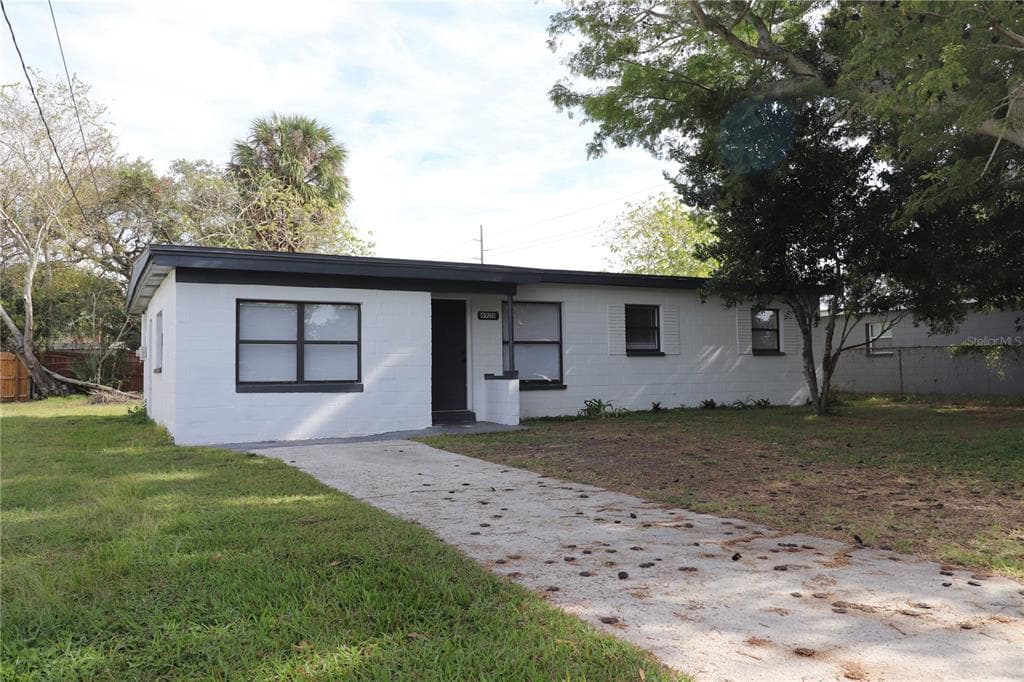 4928 S 82ND STREET TAMPA, FL 33619
