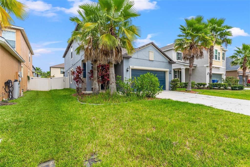 1537 TALLULAH TERRACE WESLEY CHAPEL, FL 33543