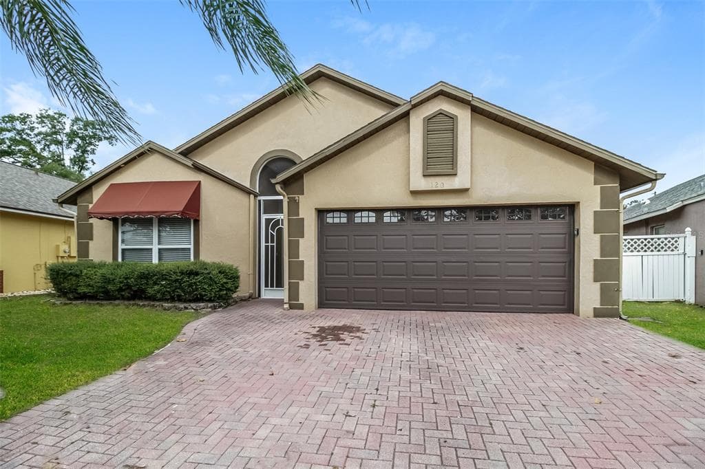 120 LAKEBREEZE CIRCLE LAKE MARY, FL 32746