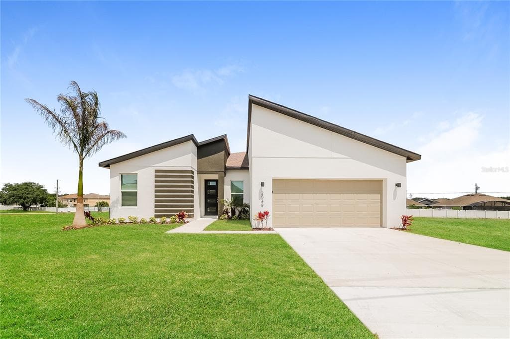 2049 PECOS DRIVE POINCIANA, FL 34759