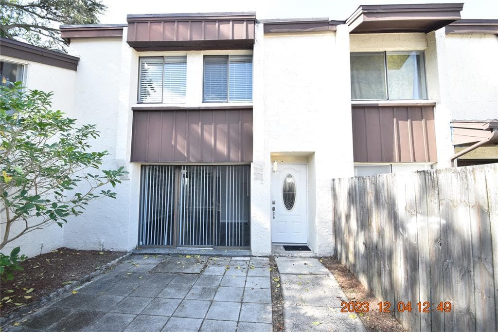 1881 N HERCULES AVENUE UNIT 803 CLEARWATER, FL 33765