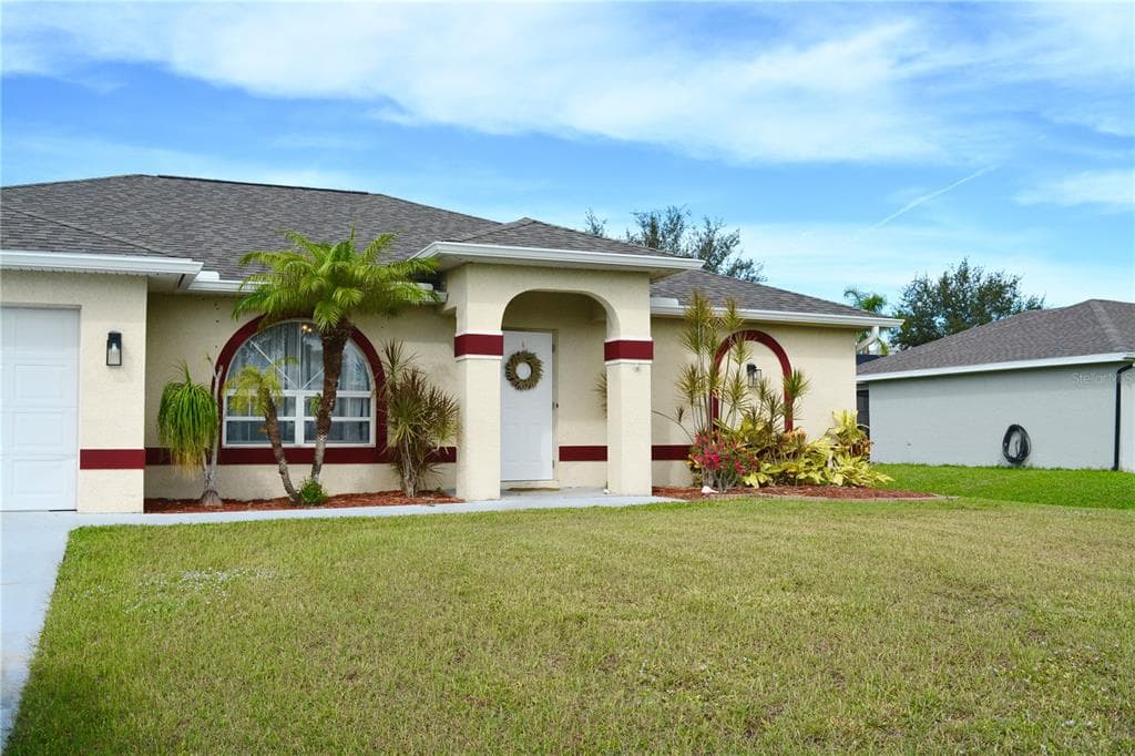 435 NW 1ST TERRACE CAPE CORAL, FL 33993