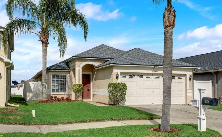 31229 MASENA DRIVE WESLEY CHAPEL, FL 33545