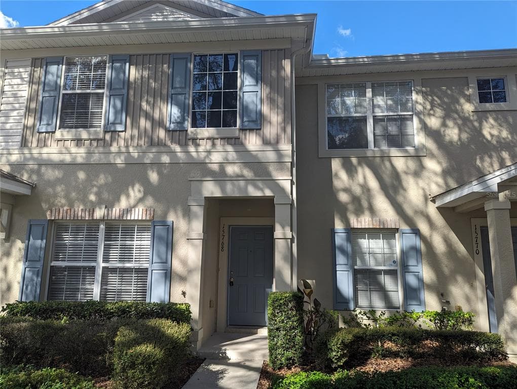 15768 FISHHAWK FALLS DRIVE LITHIA, FL 33547