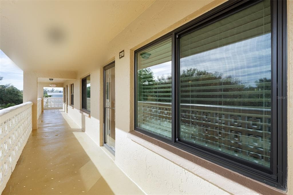 4920 LOCUST STREET NE UNIT 310 ST PETERSBURG, FL 33703