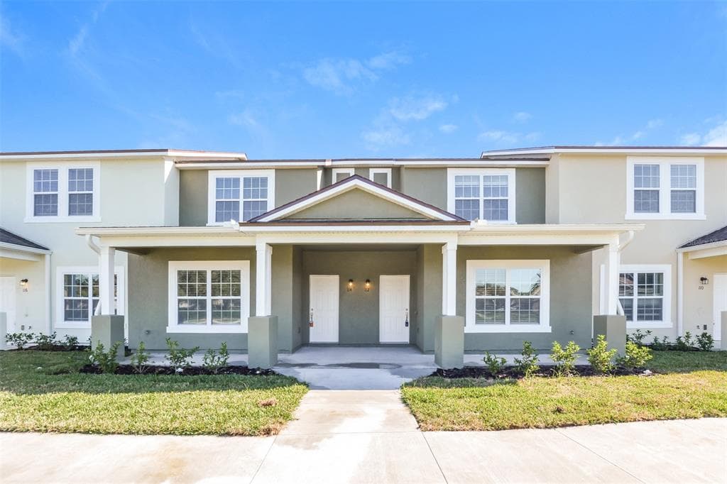 112 ELEVEN OAKS CIRCLE EUSTIS, FL 32726