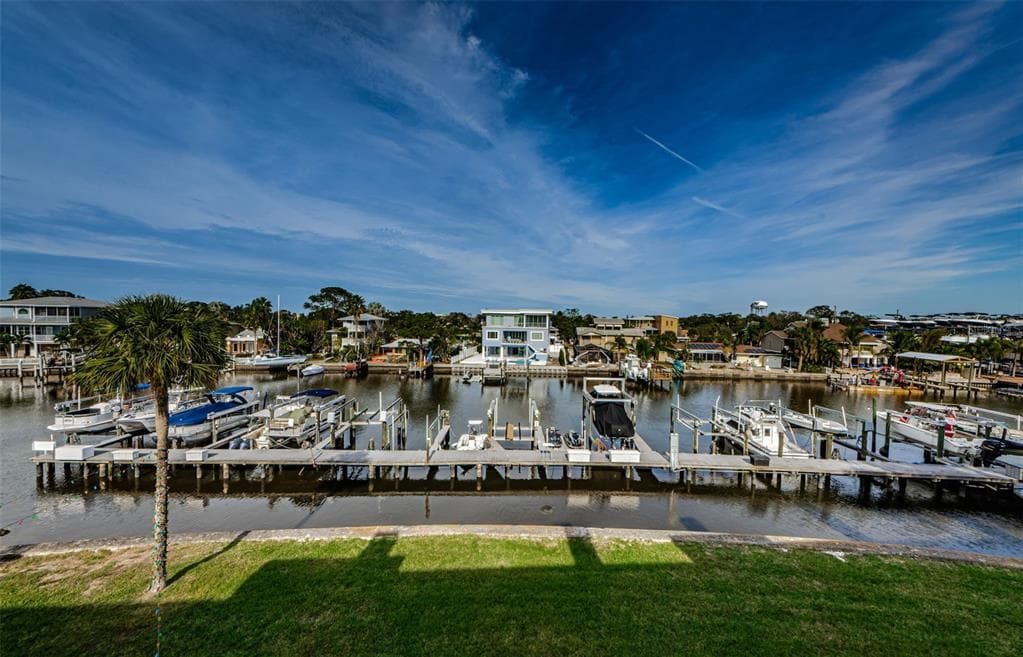 2393 HANOVER DRIVE DUNEDIN, FL 34698