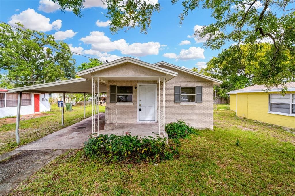 3606 E FRIERSON AVENUE TAMPA, FL 33610