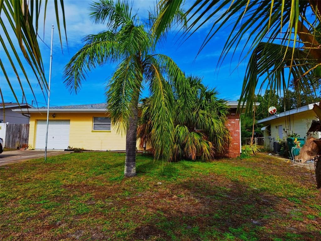 12615 81ST AVENUE SEMINOLE, FL 33776