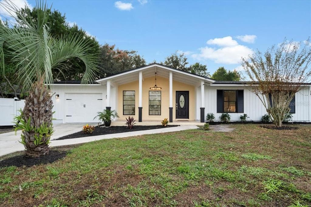 2039 JEFFERSON AVENUE DELTONA, FL 32738