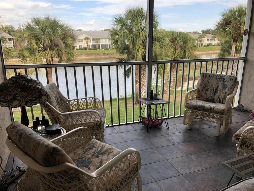 404 LAUREL LAKE DRIVE UNIT 204 VENICE, FL 34292