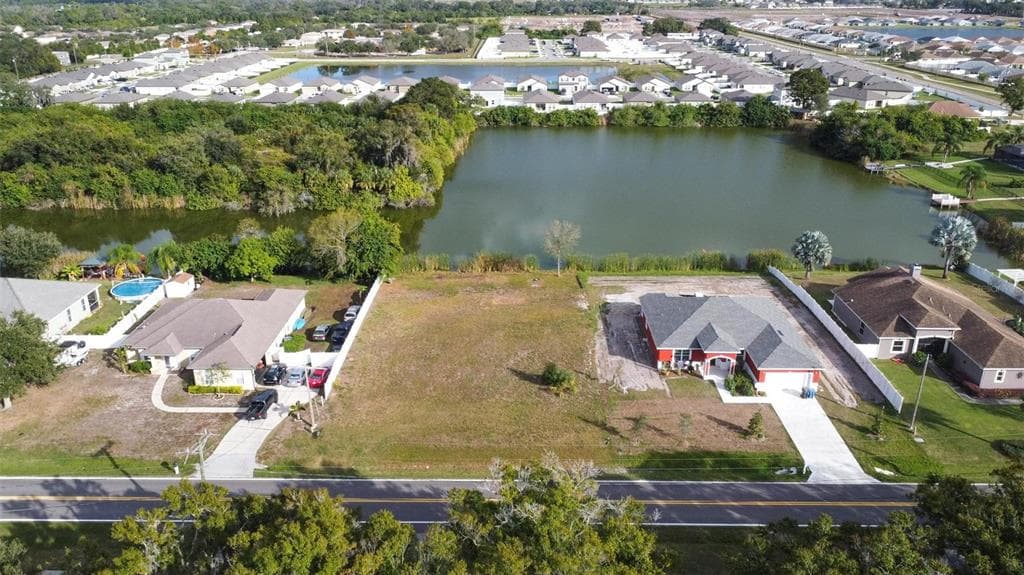 1202 6TH STREET SE RUSKIN, FL 33570