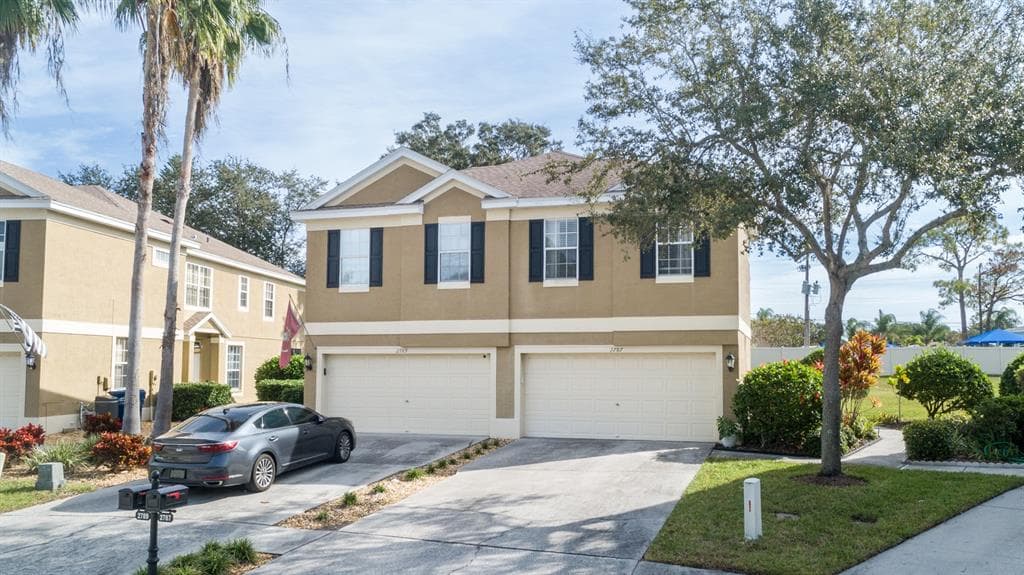 2787 NEWBERN WAY CLEARWATER, FL 33761