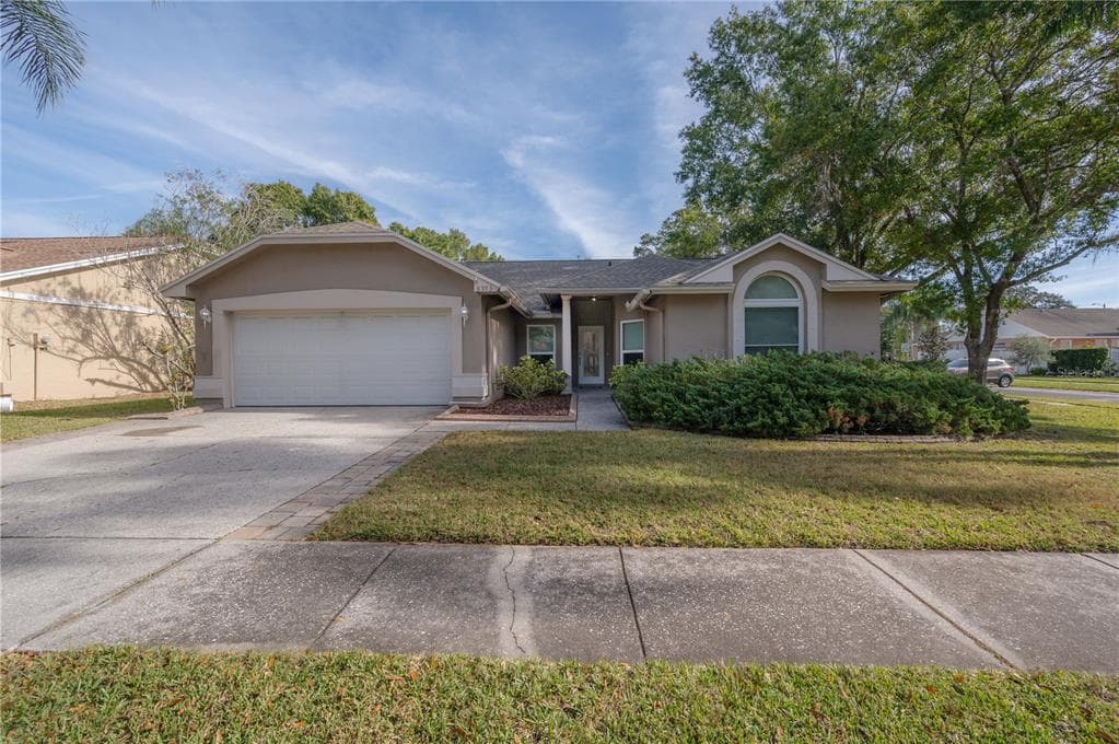 8953 BAYAUD DRIVE TAMPA, FL 33626