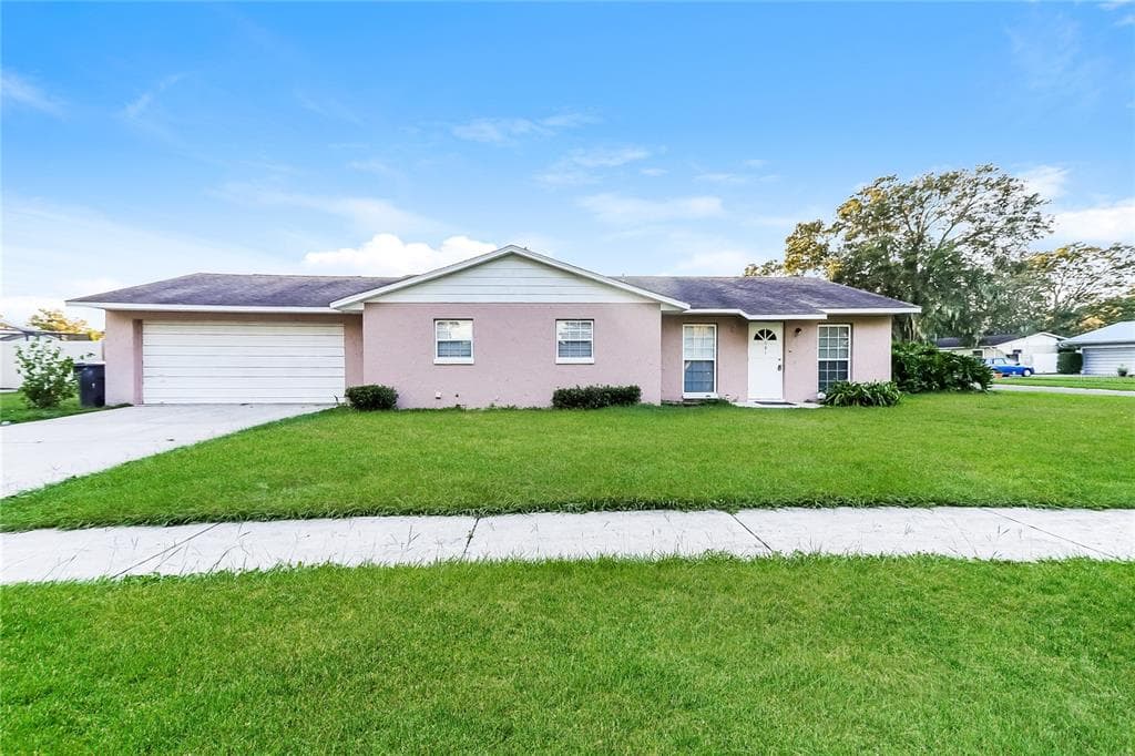 601 WOOD ROAD SEFFNER, FL 33584