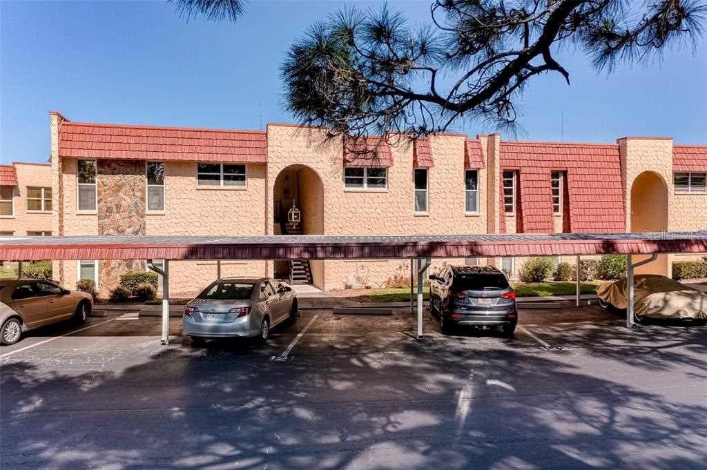212 DOGWOOD CIRCLE UNIT 212 SEMINOLE, FL 33777