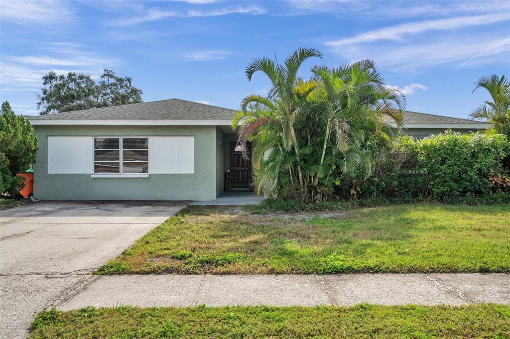 9494 JOEL DRIVE LARGO, FL 33777