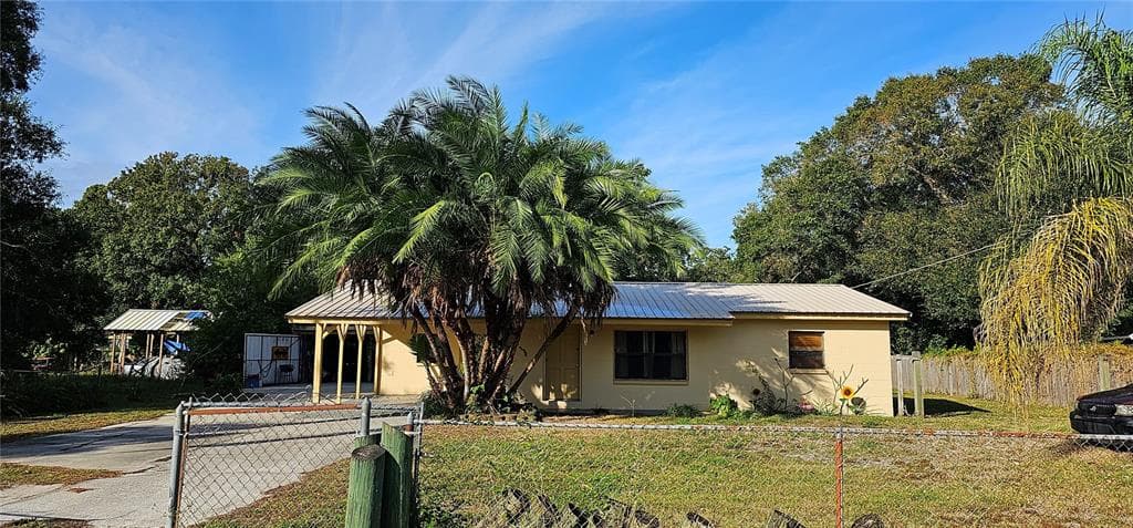 1615 2ND STREET SE RUSKIN, FL 33570