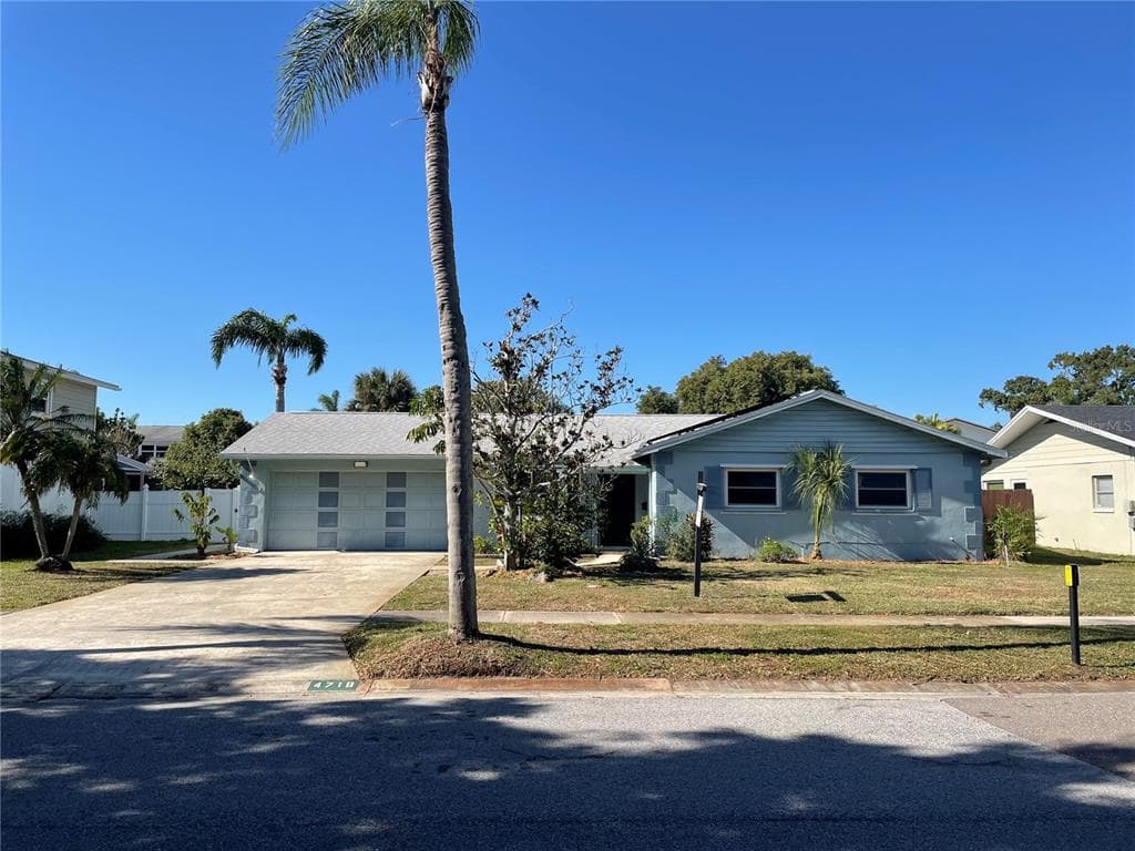 4718 SOAPSTONE DRIVE TAMPA, FL 33615